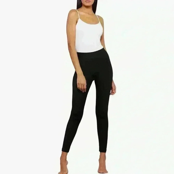 BCBG Pants - BCBGMAXAZRIA Women's Fitted Skinny Pull on Legging Pant